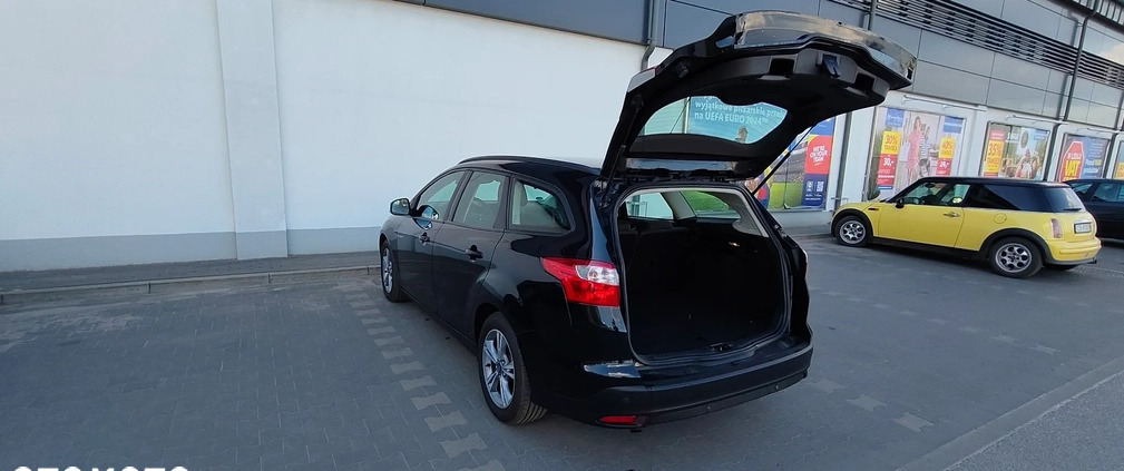 Ford Focus cena 21500 przebieg: 147000, rok produkcji 2013 z Warta małe 211